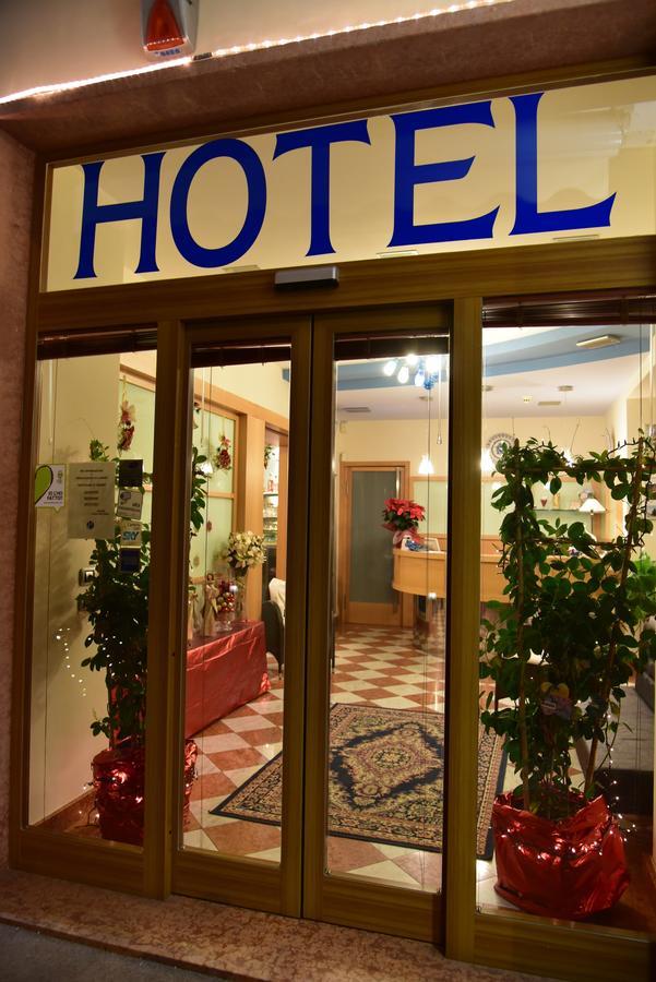 Hotel Residence Sant'Anna Bedonia Exteriér fotografie